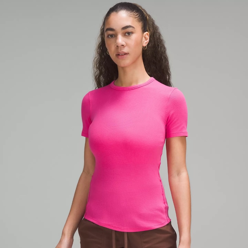 lululemon Hold Tight Short Sleeve, Sonic Pink, Size 6, EUC